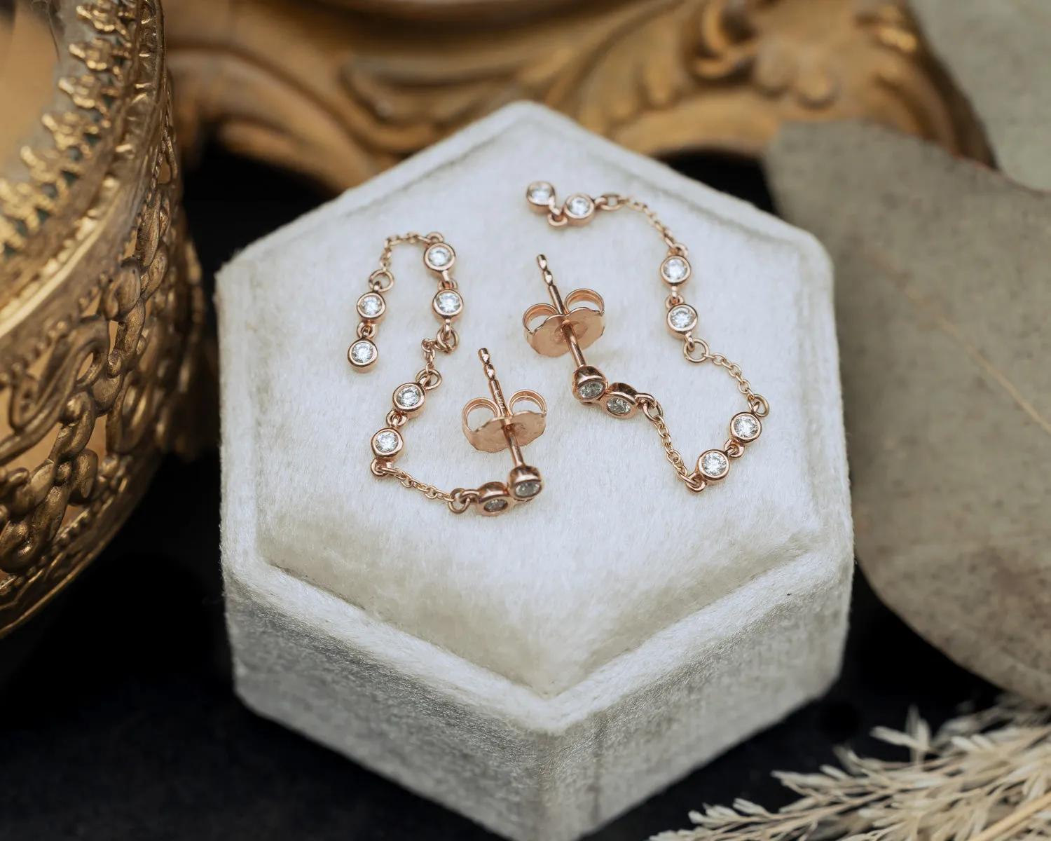 1/3CTW NATURAL DIAMOND CHAIN EARRINGS