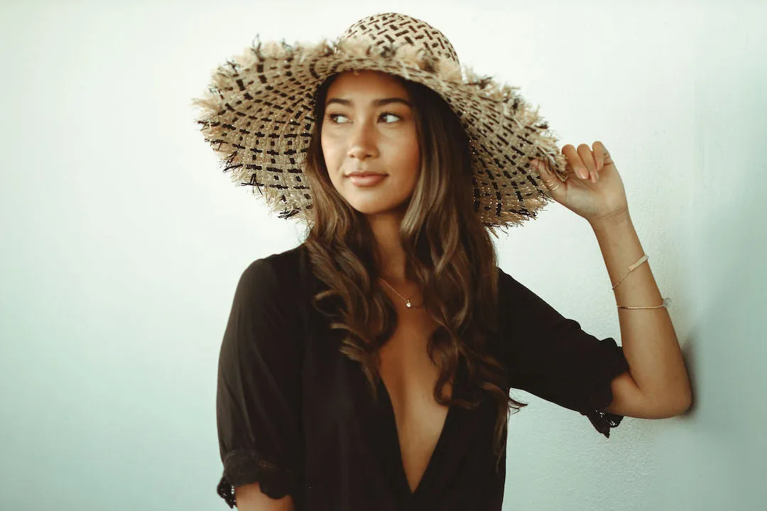 5" Brim Kat Straw Sun Hats with Raw Fringe Edge