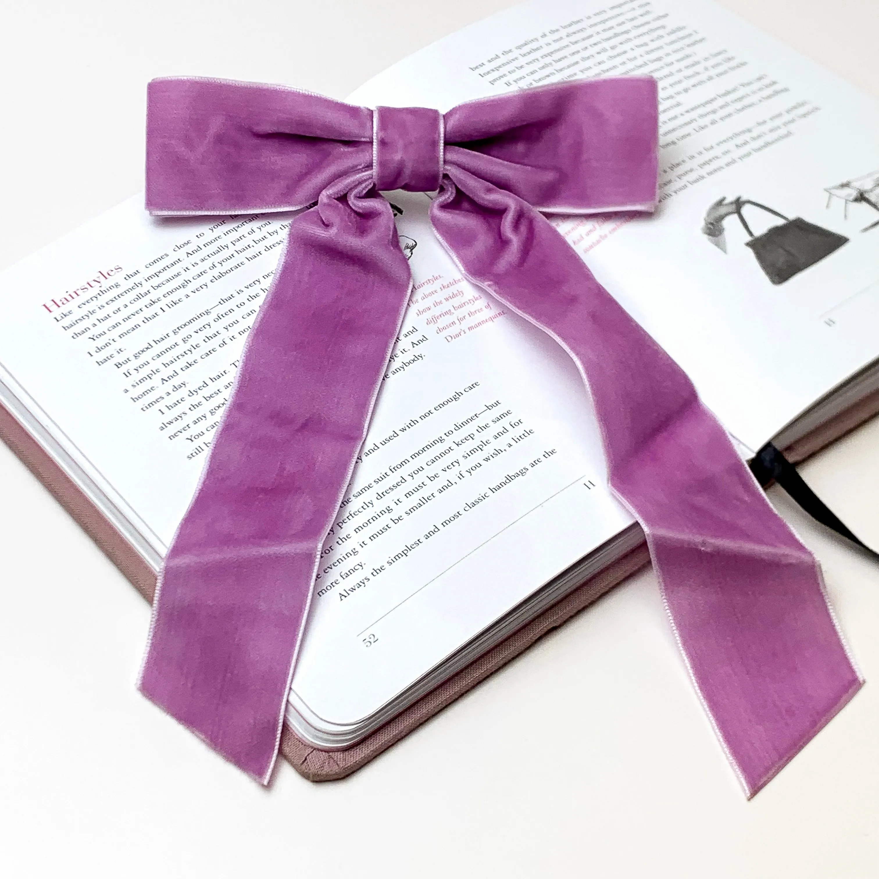 City Sunset Velvet Bow in Lavender Purple