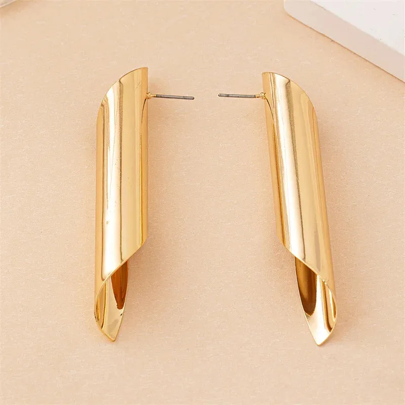 Irregular Spiral Twist Metal Geometric Stud Earrings