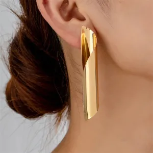 Irregular Spiral Twist Metal Geometric Stud Earrings