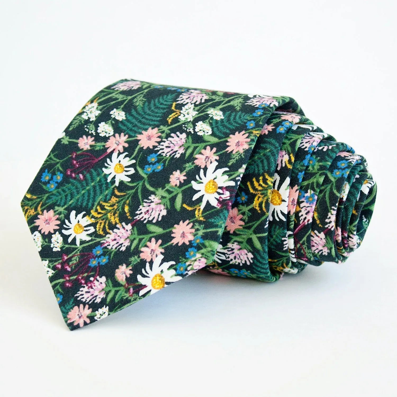 Men's Necktie / Wildflowers In Hunter