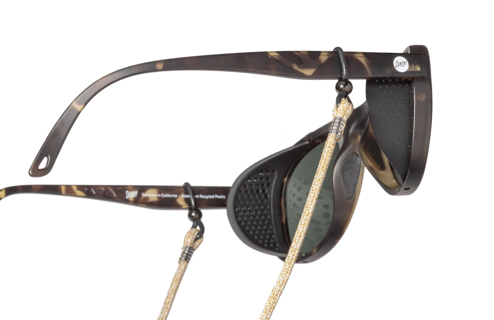 Shades Retainer (S.R.D.)