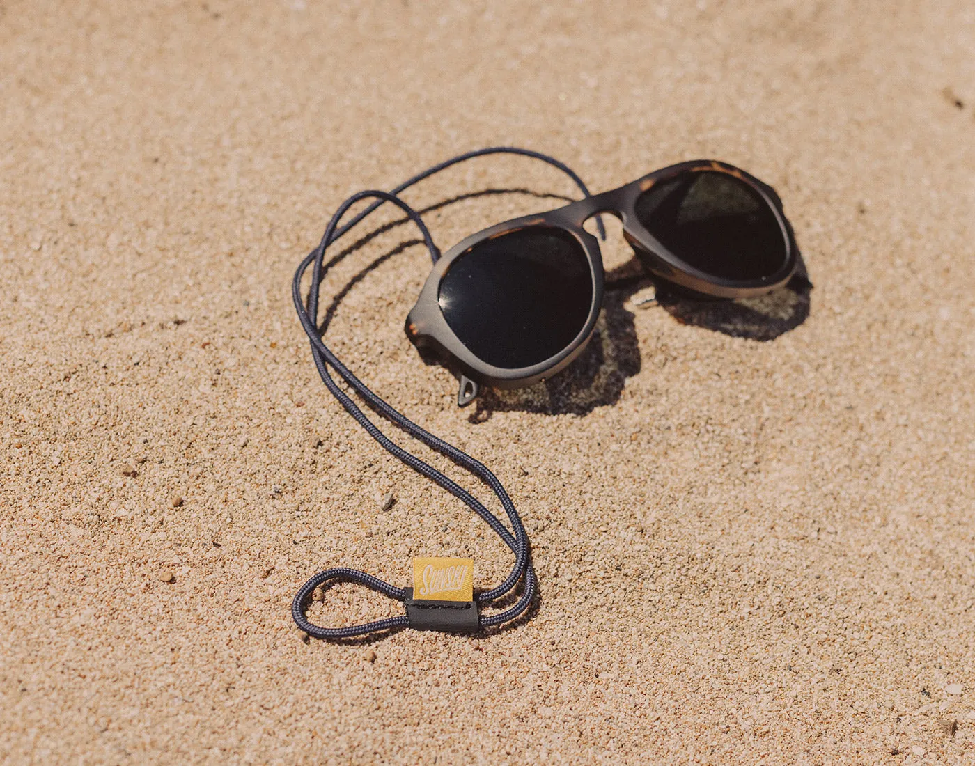 Shades Retainer (S.R.D.)