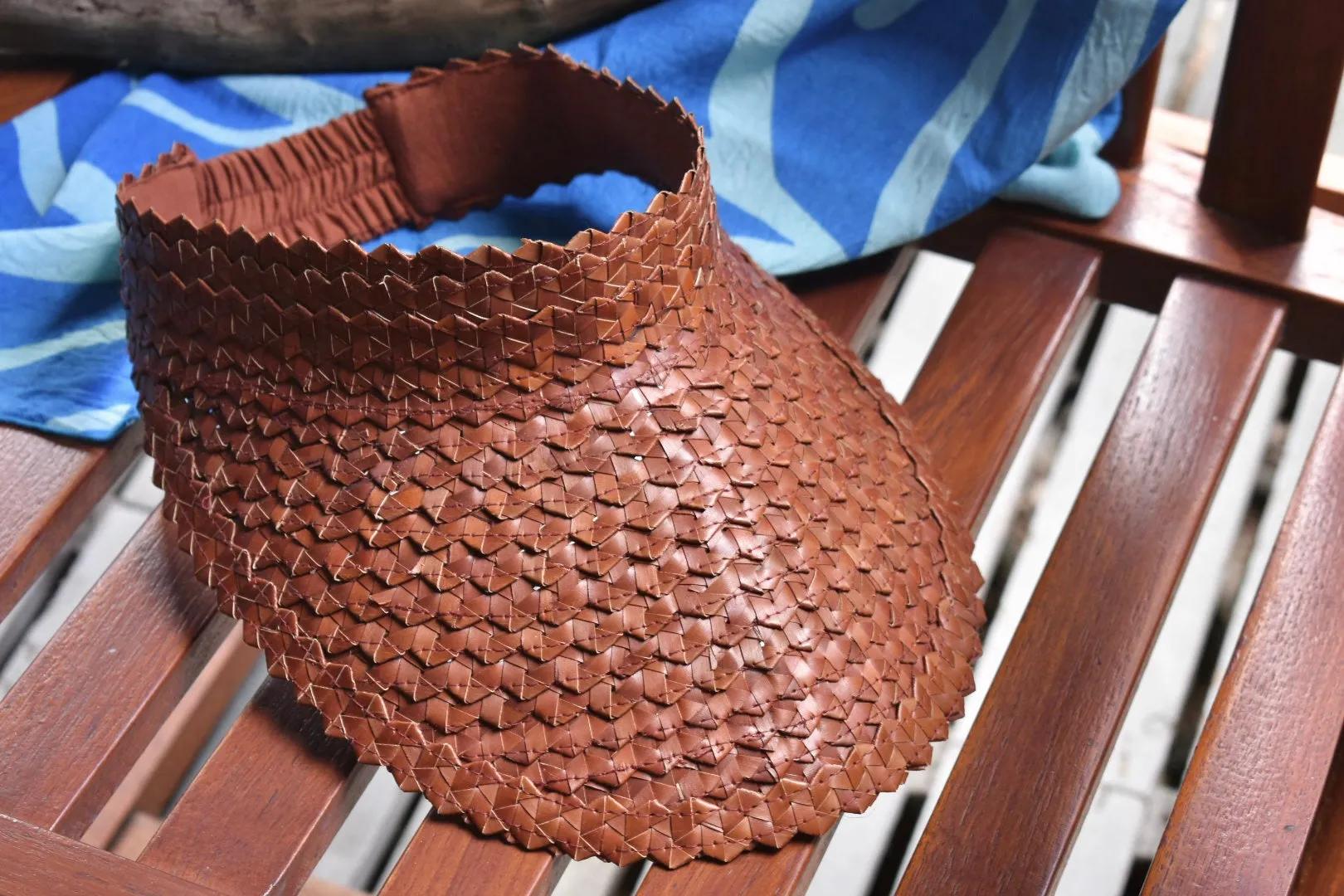 Straw rattan palm leaf sun visor with UV protection - dark tan color