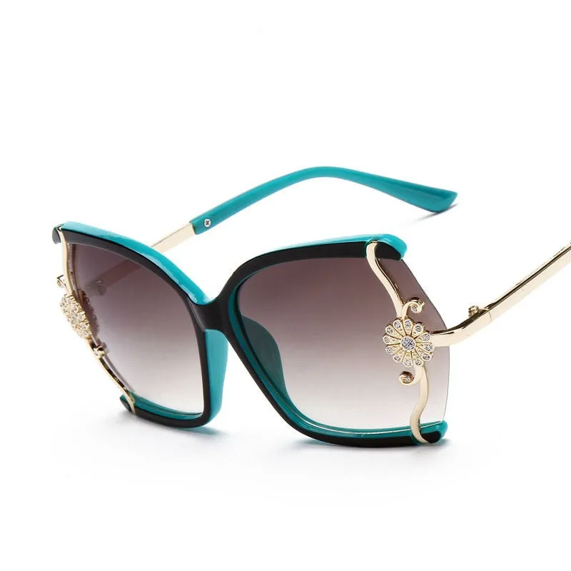 Stylish large Butterfly Sunglasses for women brand designer eyewear metal Flower Frame 7 colour oculos de sol feminino