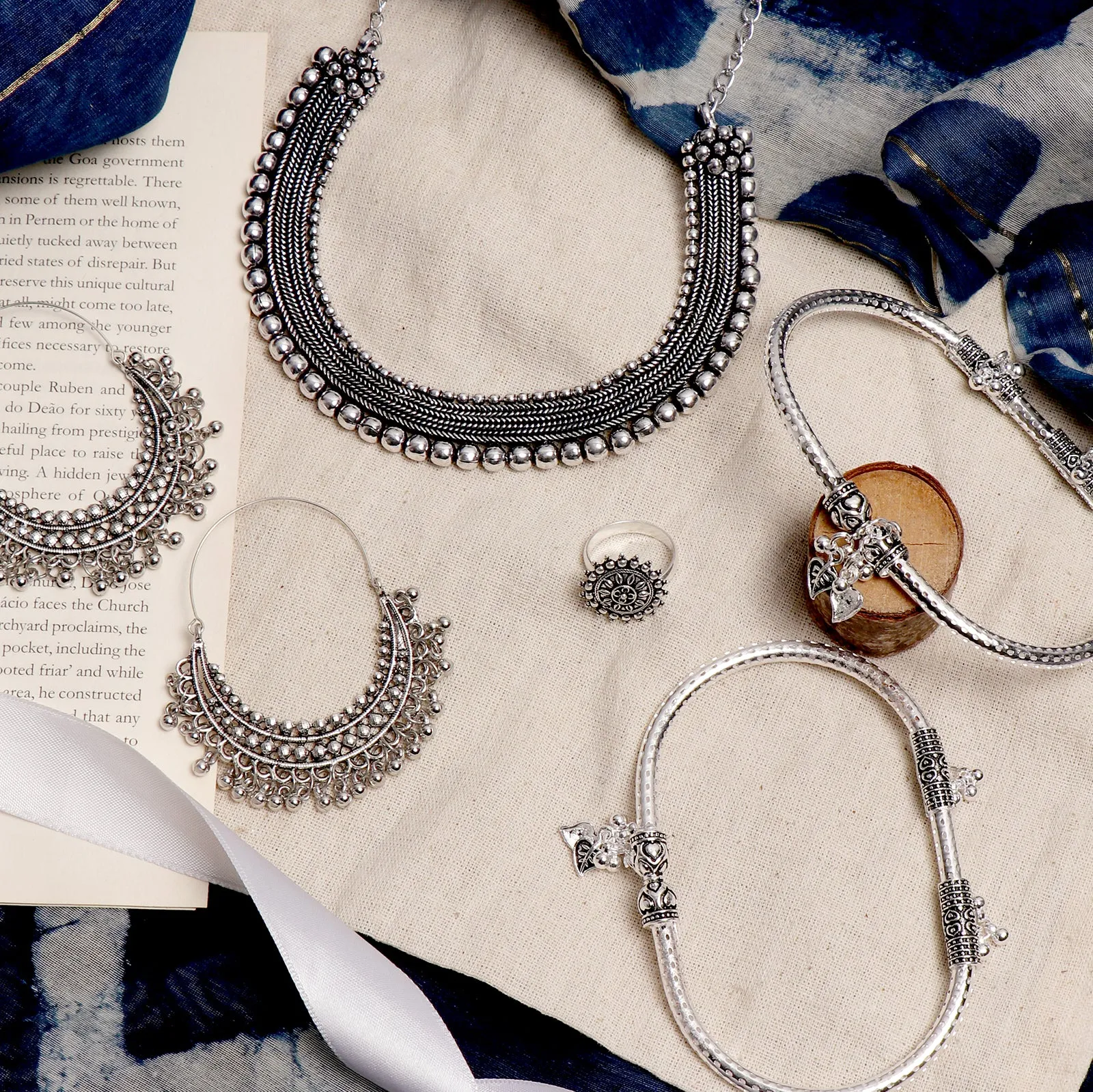 Teejh Monal Metallic Silver Oxidized Gift Set