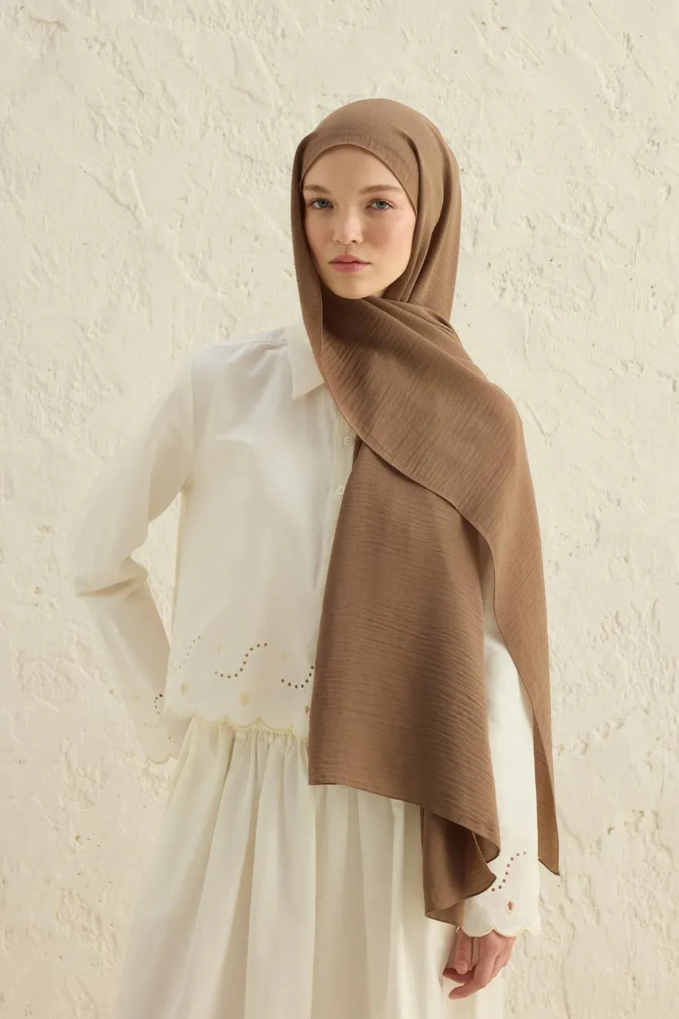 Textured Crepe Scarf Mocha
